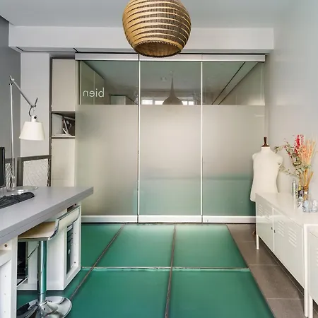 Appartamento Stunning 2bd Duplex In The Heart Of Montmartre Parigi